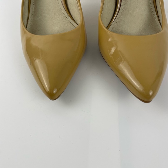 MICHAEL Michael Kors Patent Leather Pointed Toe Heel Pumps 6 Mustard - Picture 11 of 16